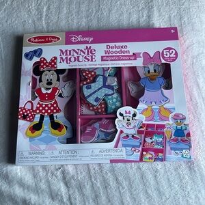 Melissa & Doug Disney Minnie Mouse & Daisy Duck Deluxe Wooden Magnetic Dress-Up